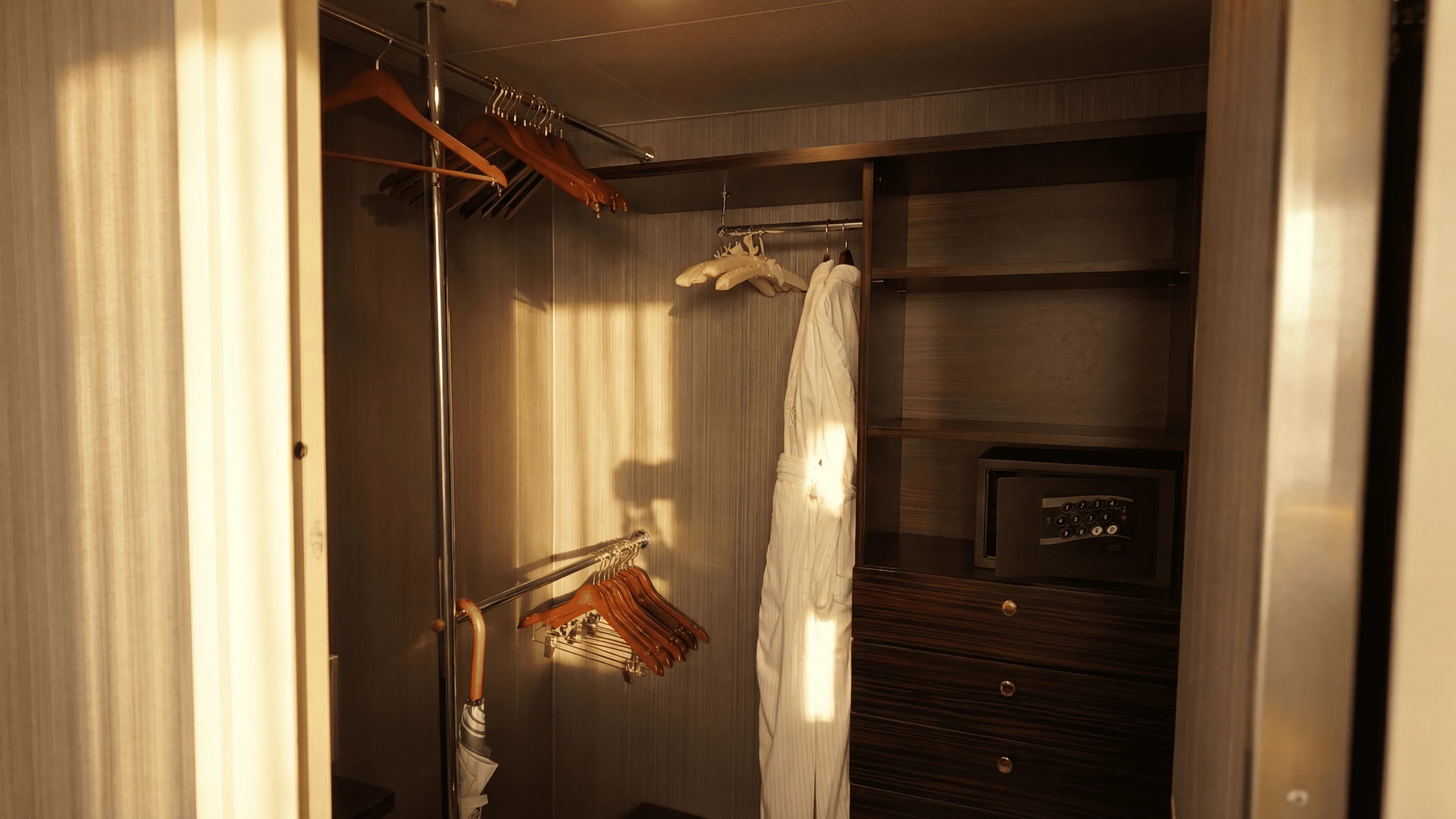 Lumina Suite - View 3