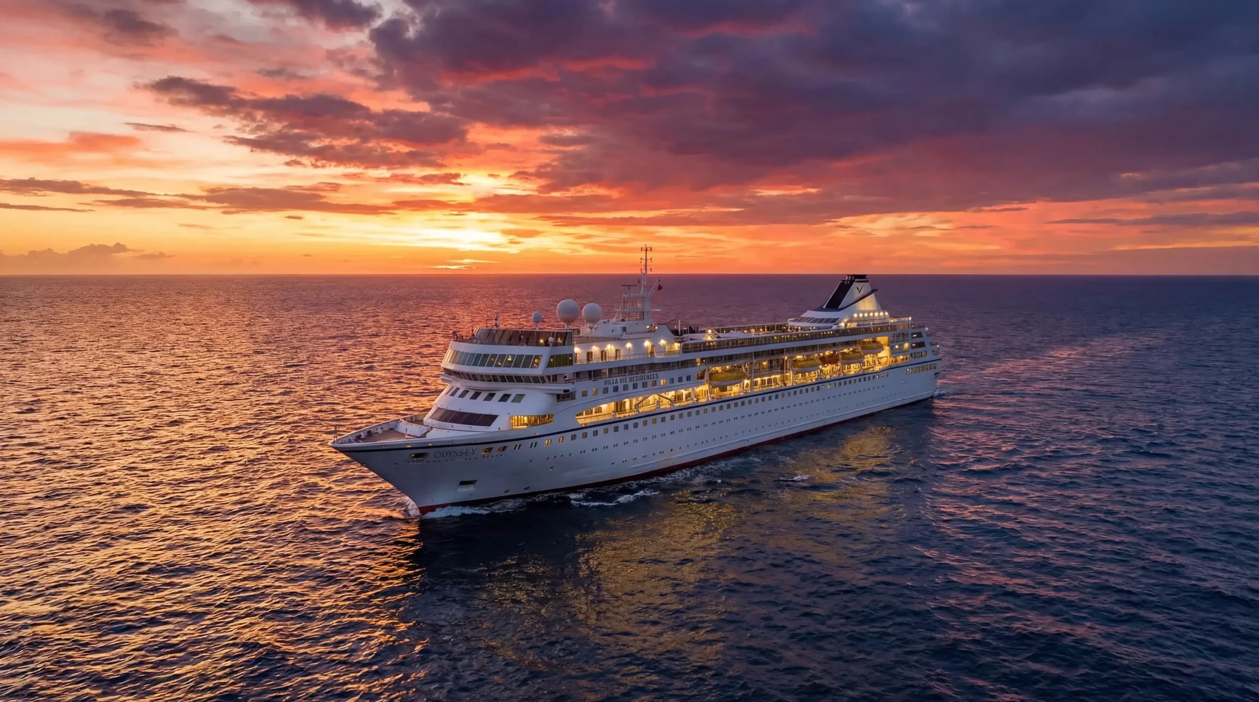 Villa Vie Odyssey sailing