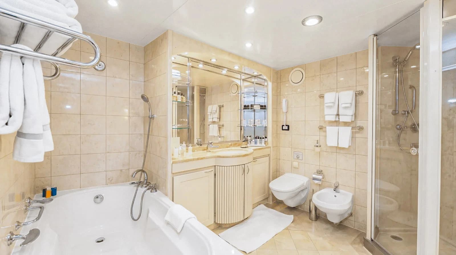 Solstice Suite - View 8