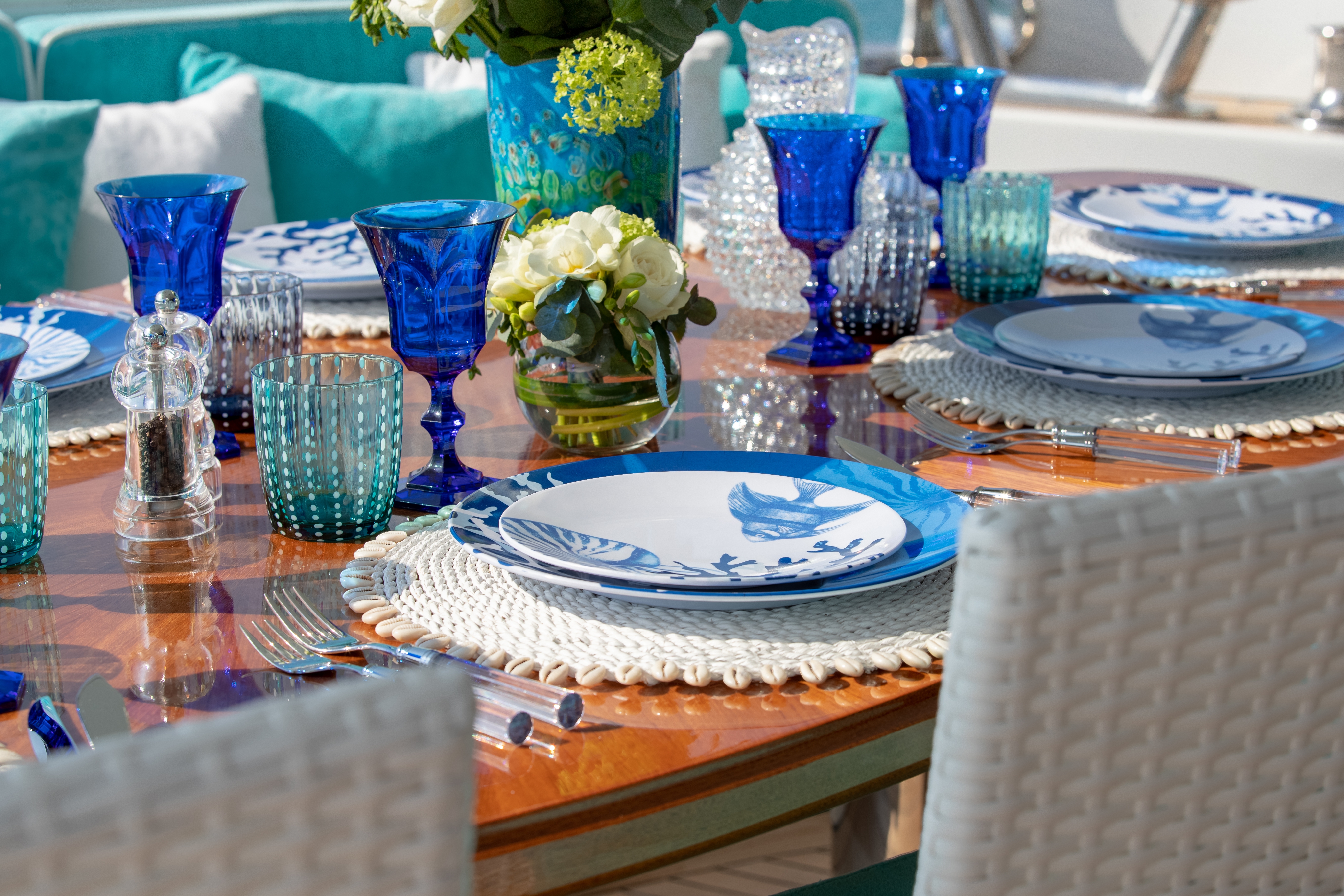 Sea-themed table